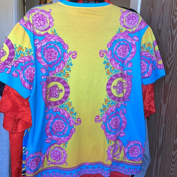 Rare Versace King of Crowns multicolor Floral Barocco Medusa head tshirt - Picture 11 of 15